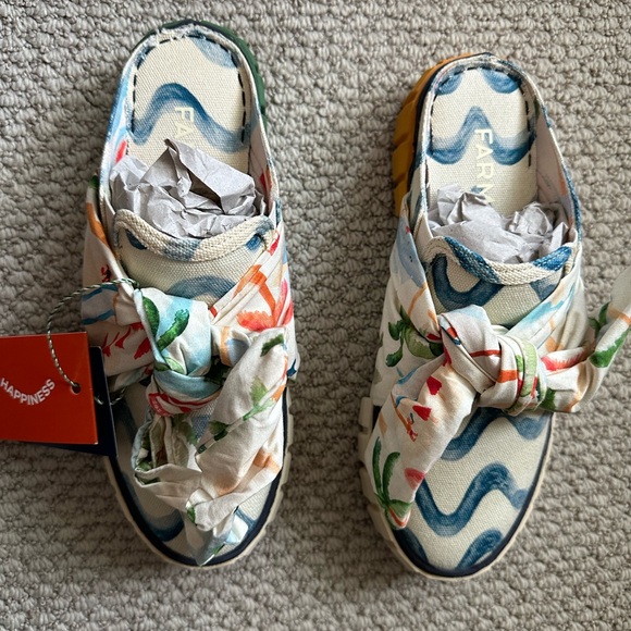 NWT: Farm Rio Mules - Picture 8 of 10